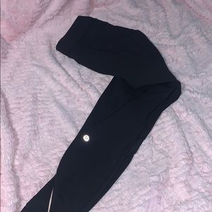 Lululemon leggings size 4